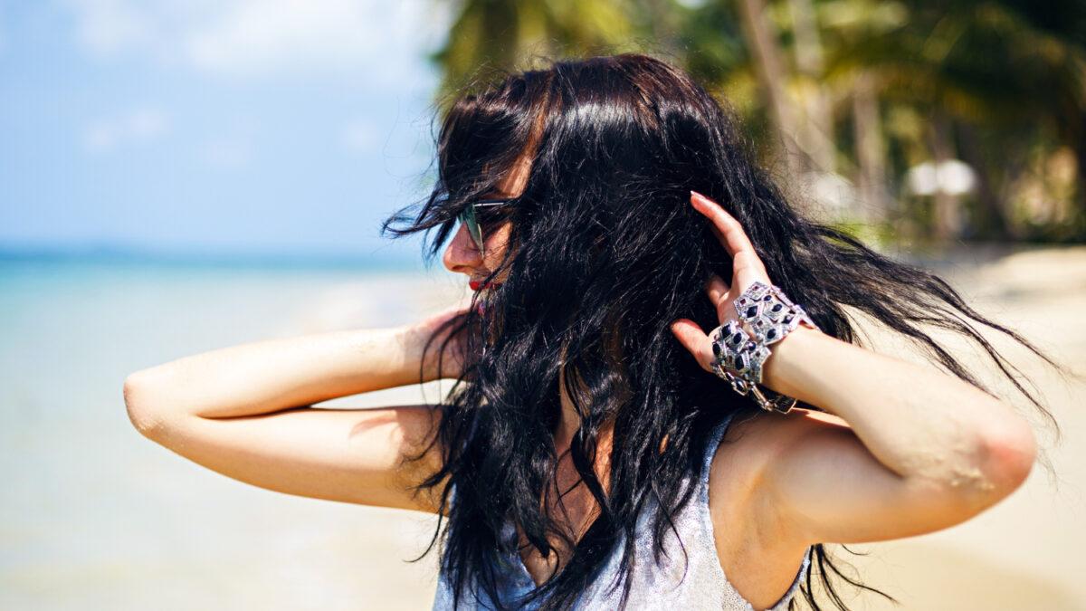 ¿Cómo cuidar tu cabello de la playa y el sol?