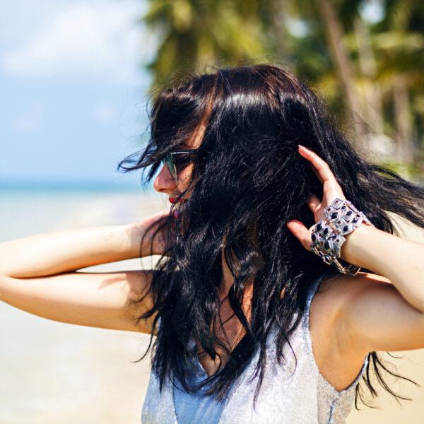 ¿Cómo cuidar tu cabello de la playa y el sol?