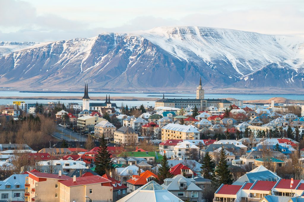 paises mas ricos de europa: islandia